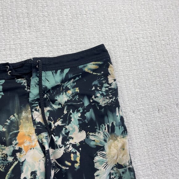 Y2K Oneill Board Shorts Mens 34 Blue / Black Floral Swim Trunks Beach Surfing - Picture 4 of 13